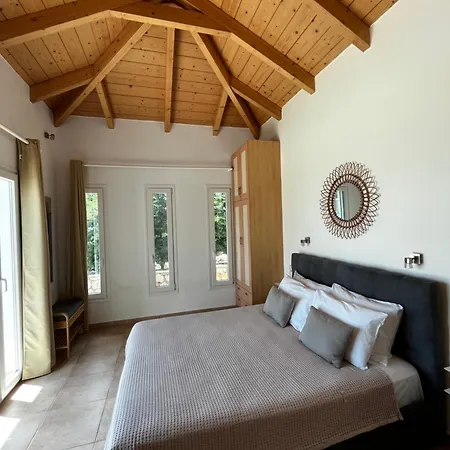 Villa Olivia Greece With Private Pool & Seaview In Lefkada *