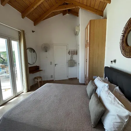 Villa Olivia Greece With Private Pool & Seaview In Lefkada